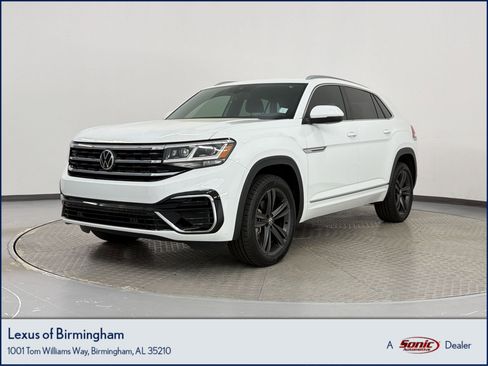 Used 2022 Volkswagen Atlas Cross Sport SEL R-Line image 1
