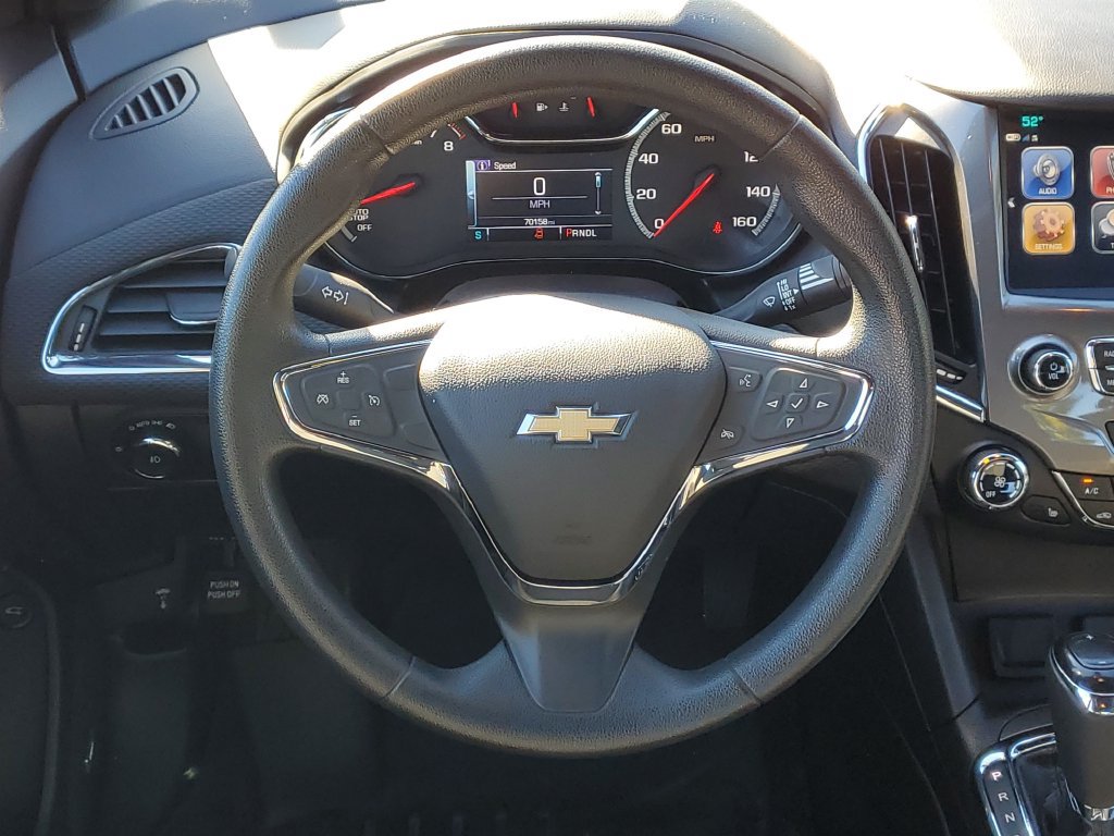 Used 2017 Chevrolet Cruze LT w/ LT True North Edition FWD image 28