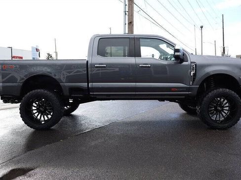 Used 2024 Ford F350 Platinum AWD/4WD image 6