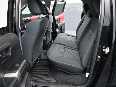 Certified 2023 Toyota Tacoma SR5 w/ Technology Package image 14