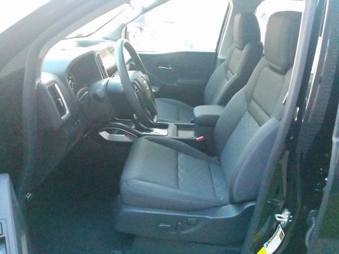 New 2026 Nissan Frontier SV w/ Tow Package image 9