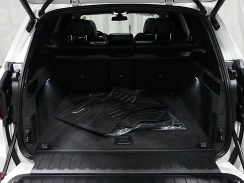 Used 2023 BMW X5 xDrive40i w/ Premium Package AWD/4WD image 23