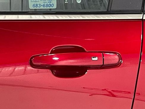 Used 2024 Chevrolet Equinox LT image 17