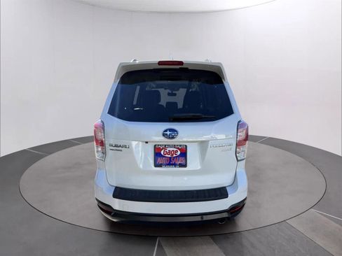 Used 2017 Subaru Forester 2.5i Touring image 6