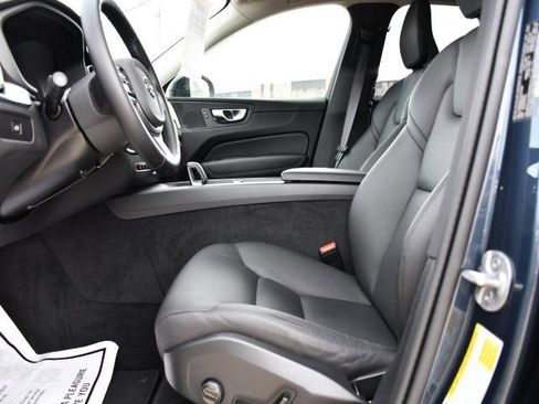 Certified 2025 Volvo XC60 B5 Plus image 12
