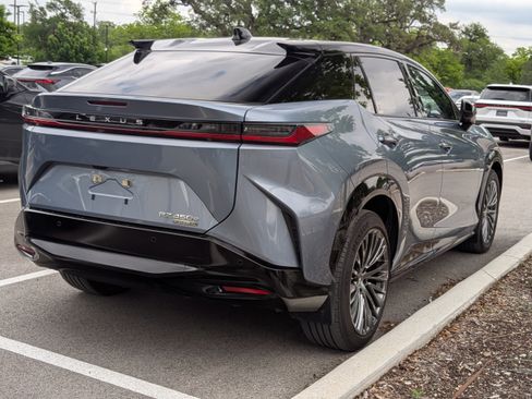 Used 2023 Lexus RZ 450e Premium w/ Accessory Package (2T) AWD/4WD image 7