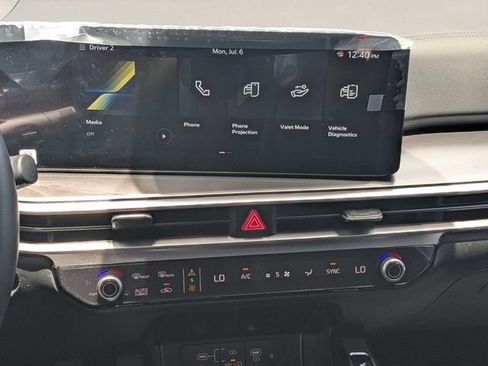 Used 2026 Kia Sorento S FWD image 16