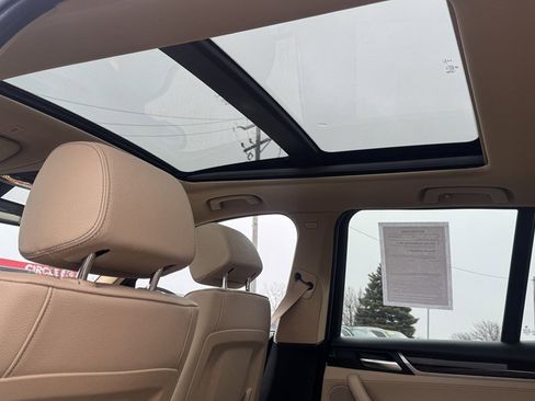 Used 2017 BMW X3 xDrive28i image 24