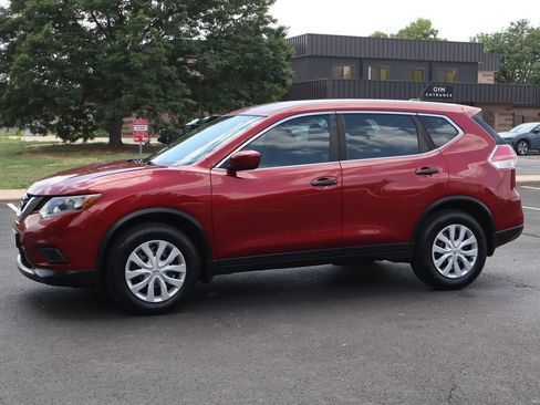 Used 2016 Nissan Rogue S AWD/4WD image 10