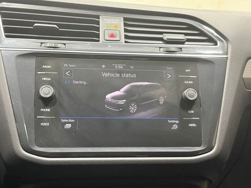 Used 2021 Volkswagen Tiguan SE R-Line AWD/4WD image 26