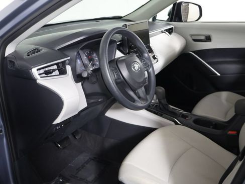 Used 2024 Toyota Corolla Cross L FWD image 19