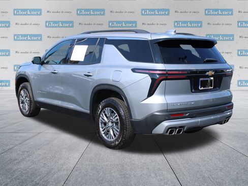 Used 2024 Chevrolet Traverse LT w/ LPO, Floor Liner Package AWD/4WD image 8