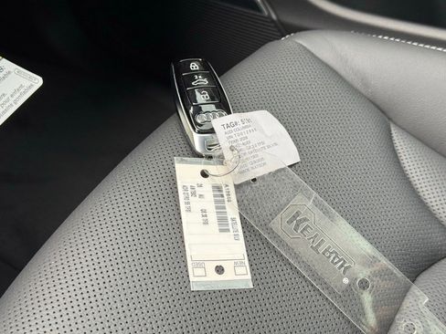 New 2026 Audi Q8 Premium Plus image 36