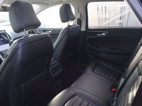 Used 2023 Ford Edge SEL w/ Convenience Package AWD/4WD image 9