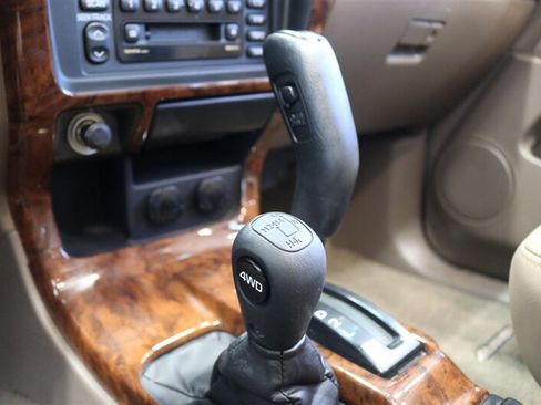 Used 2000 Toyota 4Runner Limited AWD/4WD image 91