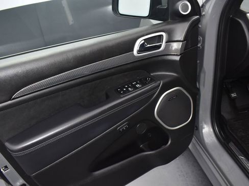 Used 2021 Jeep Grand Cherokee Trackhawk w/ Trailer Tow Group IV image 9