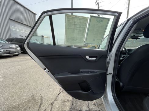 Used 2022 Kia Rio S image 23