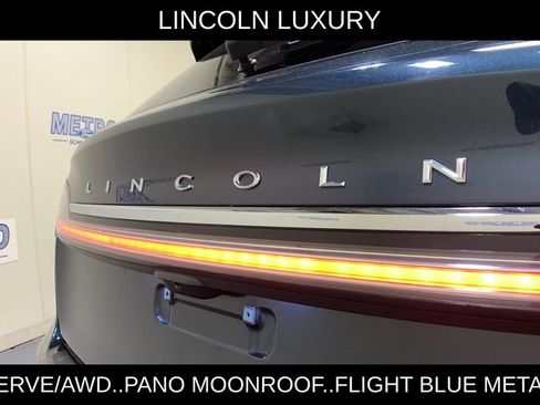 Used 2023 Lincoln Nautilus Reserve AWD/4WD image 17