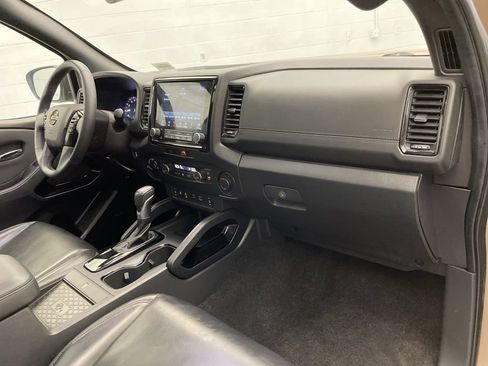 Used 2022 Nissan Frontier PRO-4X w/ Pro-4X Premium Package AWD/4WD image 25