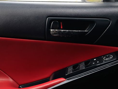 Used 2017 Lexus IS 200t F Sport image 48