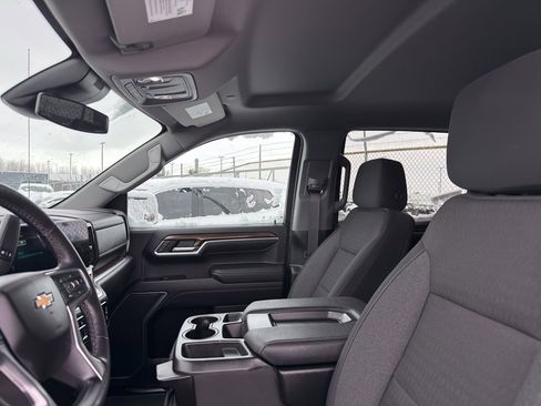Used 2022 Chevrolet Silverado 1500 LT image 26