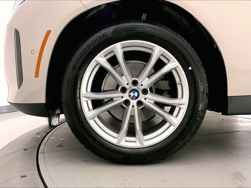 Certified 2025 BMW X3 xDrive30i w/ Convenience Package image 8