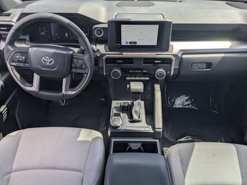 Used 2025 Toyota 4Runner SR5 image 22