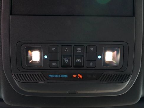 Used 2021 Ford Explorer Platinum w/ Equipment Group 601A AWD/4WD image 28