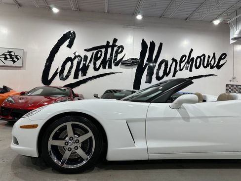 Used 2006 Chevrolet Corvette Convertible w/ Preferred Equipment Group image 6