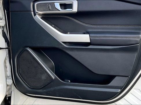 Certified 2023 Ford Explorer XLT w/ Equipment Group 202A image 20