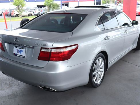 Used 2007 Lexus LS 460 L RWD image 5