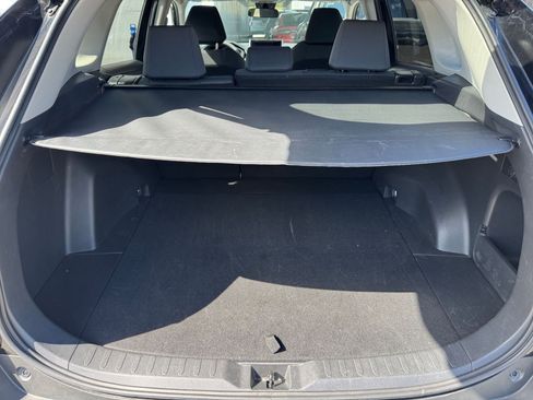 Used 2025 Toyota RAV4 XLE image 31