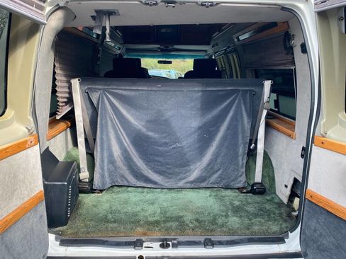 Used 1997 Ford E-150 and Econoline 150 image 17