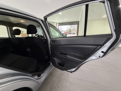 Used 2013 Subaru Impreza 2.0i image 14