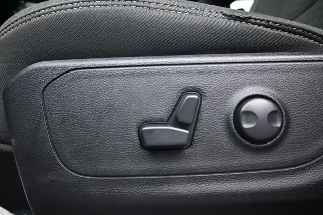 Used 2025 RAM 1500 Big Horn AWD/4WD image 15