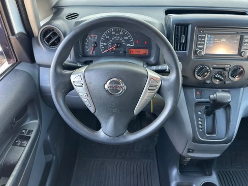 Used 2018 Nissan NV200 SV w/ Navigation Package image 16