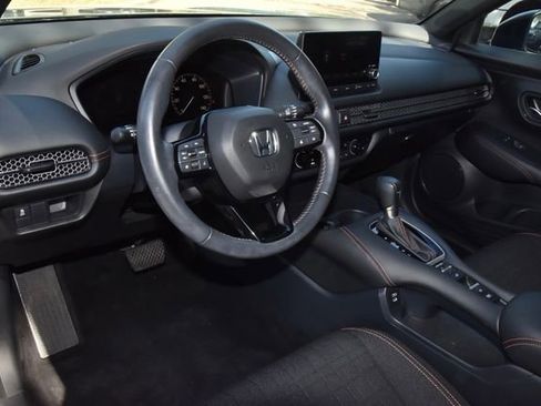 Used 2024 Honda HR-V Sport image 31