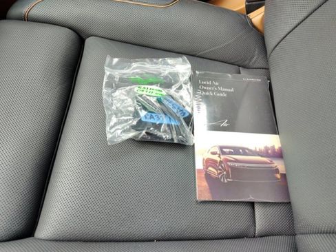 Used 2024 Lucid Air Touring image 21