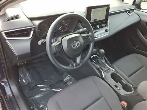 Used 2024 Toyota Corolla LE image 16