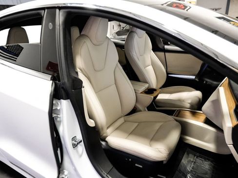 Used 2020 Tesla Model S Long Range image 24