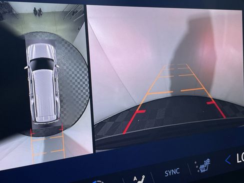 New 2026 Chevrolet Suburban LT w/ Comfort Package image 73