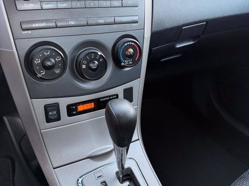 Used 2010 Toyota Corolla S FWD image 14