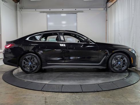 Used 2024 BMW i4 xDrive40i AWD/4WD image 10