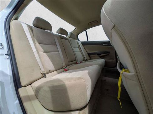 Used 2010 Honda Accord LX-P image 16
