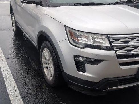 Used 2018 Ford Explorer XLT w/ Equipment Group 201A image 1