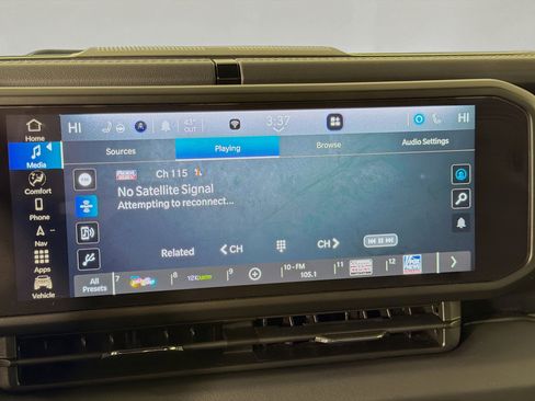 Used 2024 Jeep Wrangler Sahara w/ Technology Group image 15