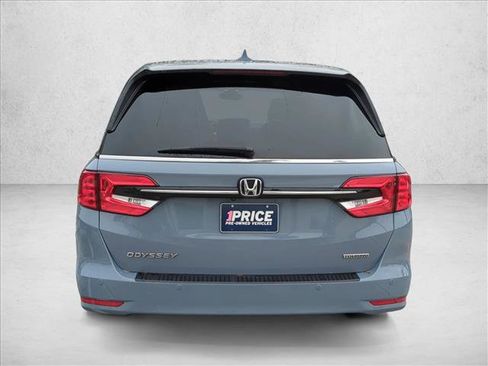 Used 2023 Honda Odyssey Touring image 7