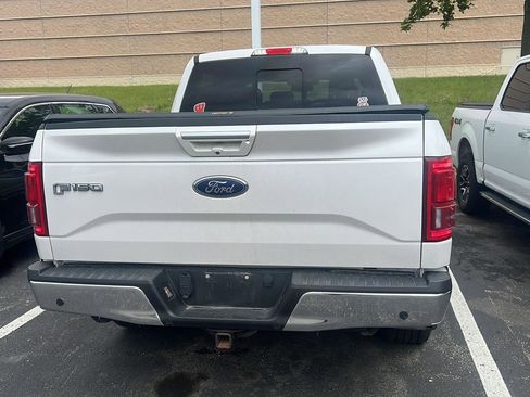 Used 2017 Ford F150 Lariat w/ Equipment Group 502A Luxury AWD/4WD image 6