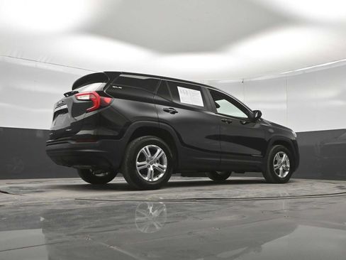 Used 2024 GMC Terrain SLE AWD/4WD image 39
