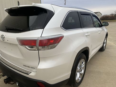 Used 2015 Toyota Highlander Limited Platinum image 9